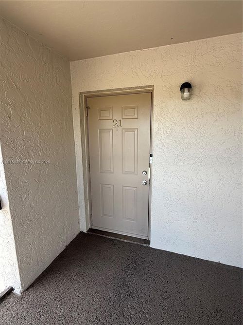 21-2221 E 5th St, LEHIGH ACRES, FL, 33936-4381 | Card Image