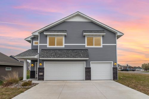 9833 187th Ln Nw, Elk River, MN, 55330-3208 | Card Image