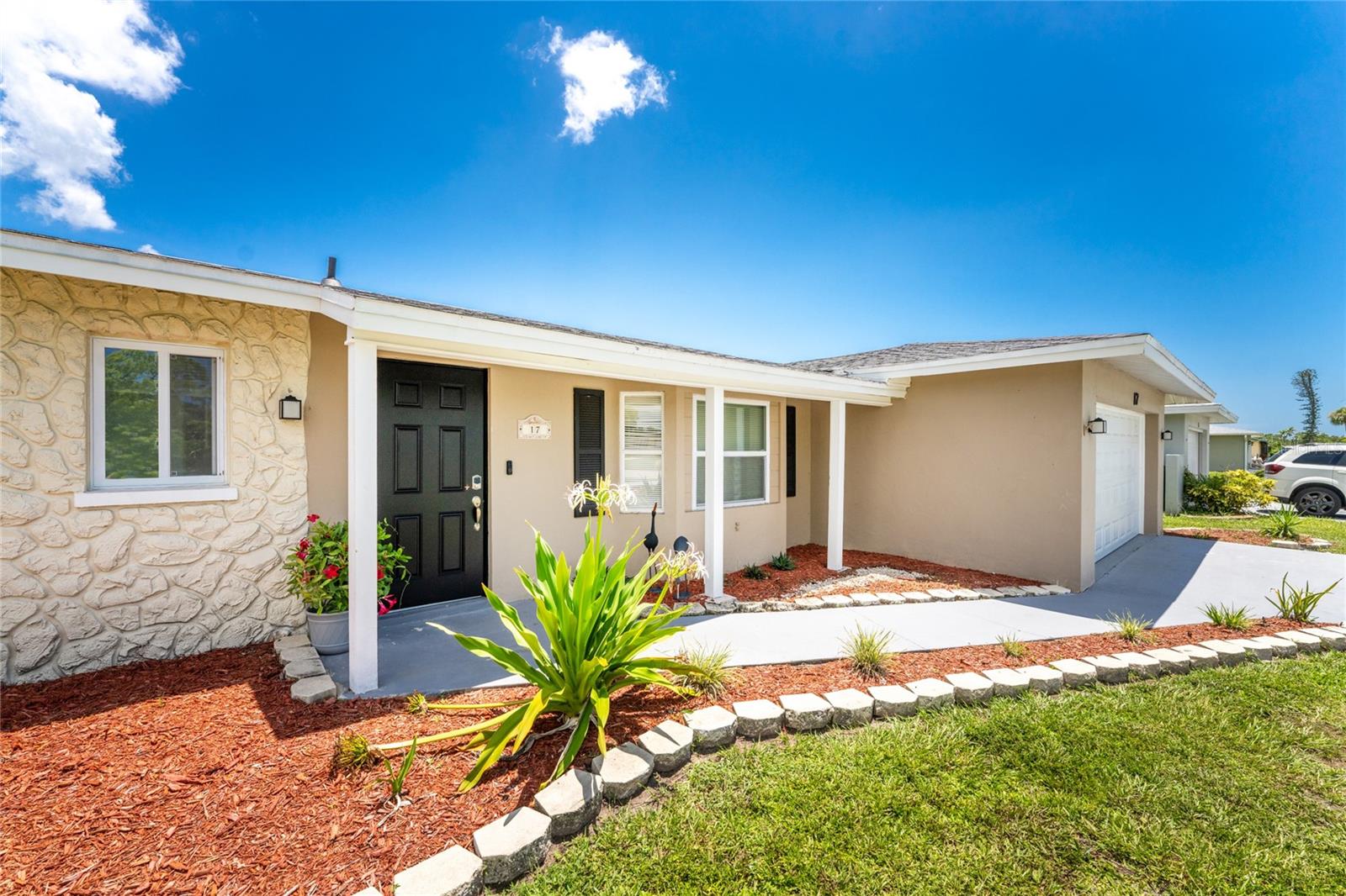 Caddy Rd, Rotonda West, FL 33947