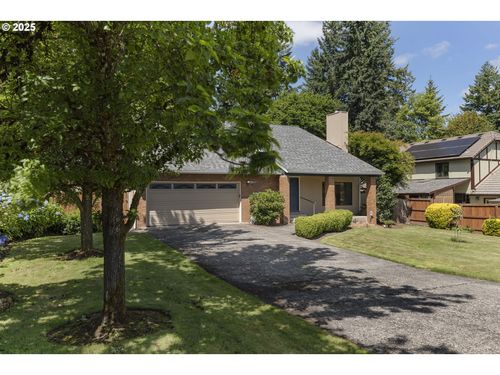 11208 Ne 32nd Ave, Vancouver, WA, 98686-4392 | Card Image