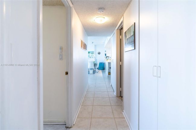 721 - 3800 S Ocean Dr, Condo with 2 bedrooms, 2 bathrooms and null parking in Hollywood FL | Image 24