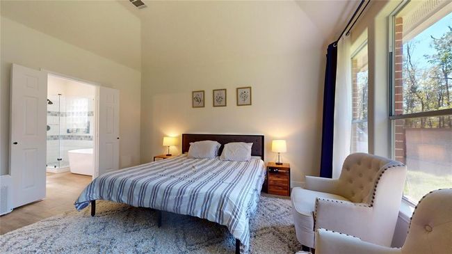 Primary Bedroom | Image 19