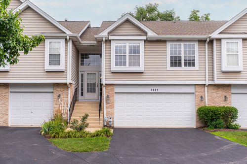 2332 Old George Way, Downers Grove, IL, 60515-4258 | Card Image