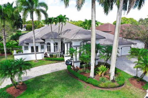2418 Poinciana Ct, Weston, FL, 33327-1417 | Card Image