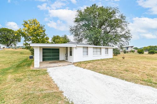 1074 Spring Bay Rd, East Peoria, IL, 61611-1313 | Card Image