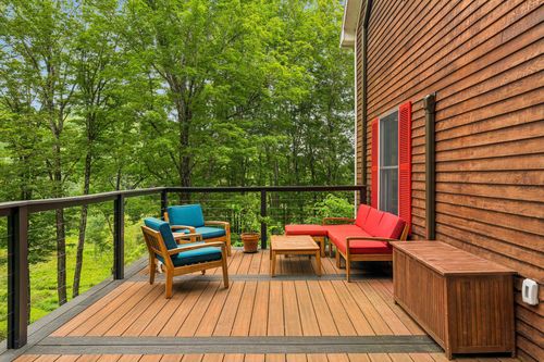 167 Limey Ln, Pomfret, VT, 05053-5036 | Card Image