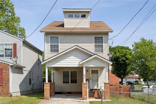 896 A Ave, Norfolk, VA, 23504-2457 | Card Image