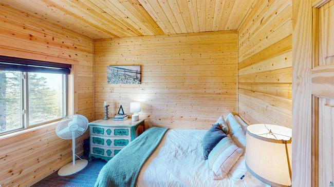 172 Boulder Point Ln, House other with 2 bedrooms, 1 bathrooms and null parking in Lutsen MN | Image 9