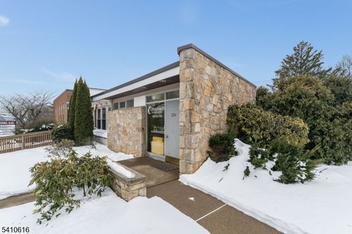 224 Roseberry St, Phillipsburg, NJ, 08865-1687 | Card Image