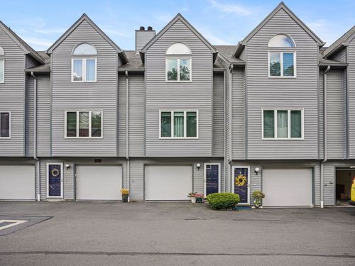 apt-d3-81 Wolfpit Ave, Norwalk, CT, 06851-4256 | Card Image