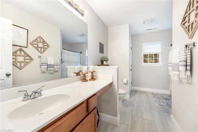 Primary Ensuite Bathroom | Image 8