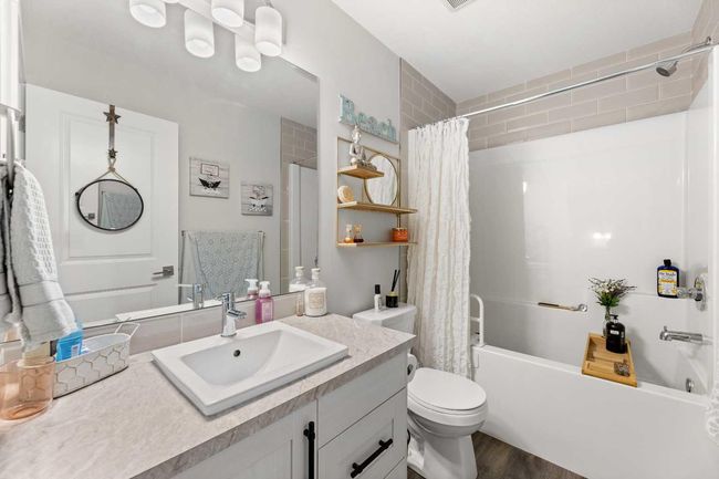 8 Springfield Boulevard, Home with 3 bedrooms, 3 bathrooms and 3 parking in Sylvan Lake AB | Image 17