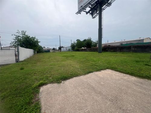 406 Highway 146 N, La Porte, TX, 77571-3264 | Card Image