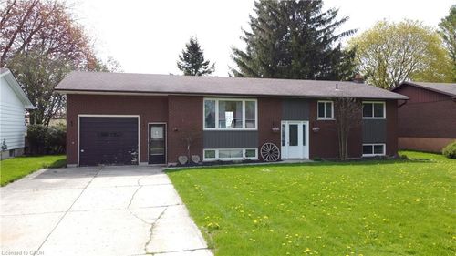 660 Queen Street S, Palmerston, ON, N0G2P0 | Card Image