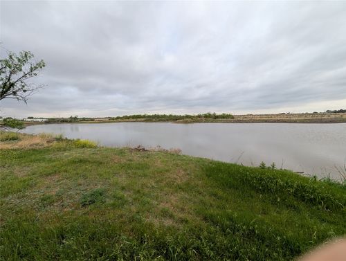 613-A N Access Rd, Tye, TX, 79563 | Card Image