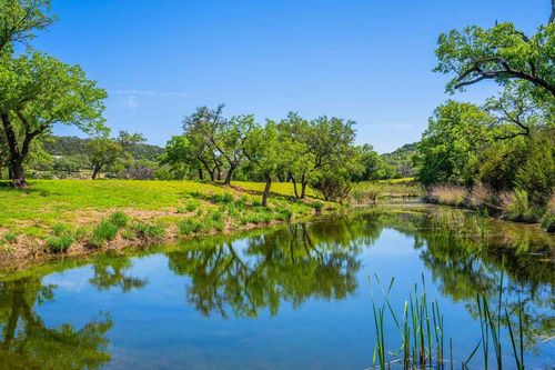 161 Flach Rd, Comfort, TX, 78013-3333 | Card Image