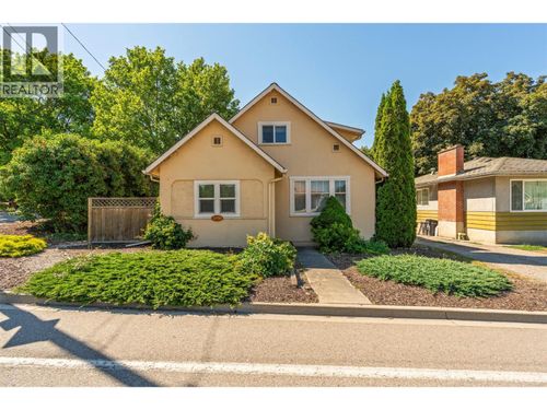 2400 32 Ave, Vernon, BC, V1T2K6 | Card Image