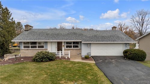 3021 Walbridge Dr, Hamburg, NY, 14075-3154 | Card Image