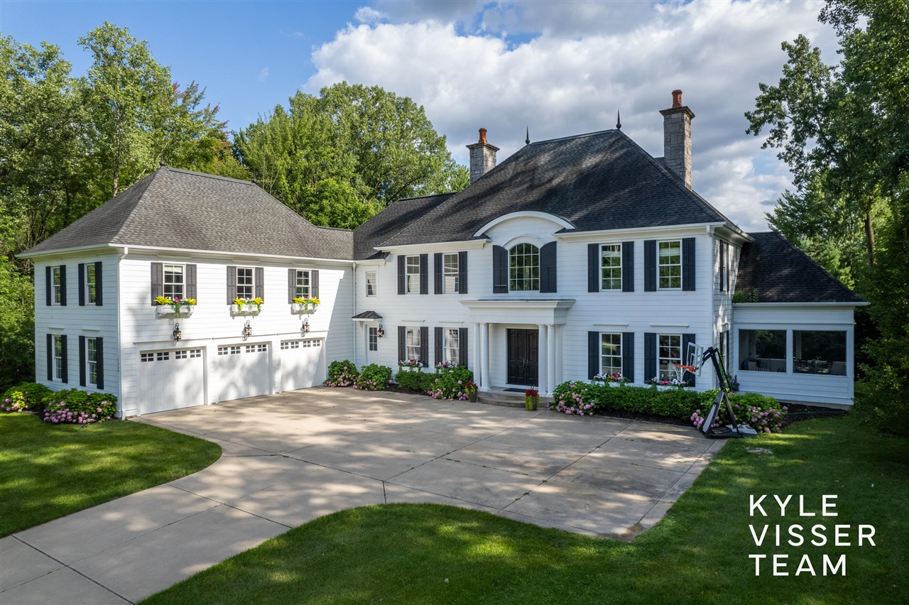Reeds Lake Blvd, Grand Rapids, MI 49506