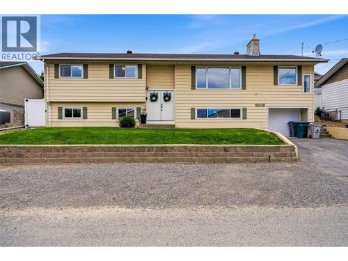 1357 Sitka Street, Kamloops, BC, V2B2V8 | Card Image