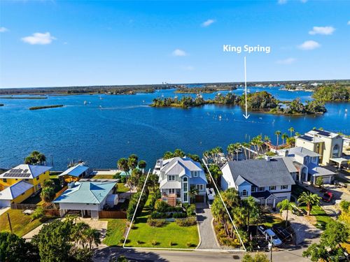 1242 N Circle Dr, Crystal River, FL, 34429-8189 | Card Image