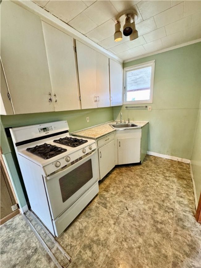 405 15 Th St, House other with 1 bedrooms, 1 bathrooms and 2 parking in North Apollo PA | Image 12