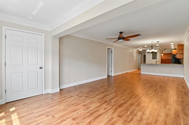 APT-204 - 1051 Orange Ter, Condo with 2 bedrooms, 2 bathrooms and null parking in Delray Beach FL | Image 15