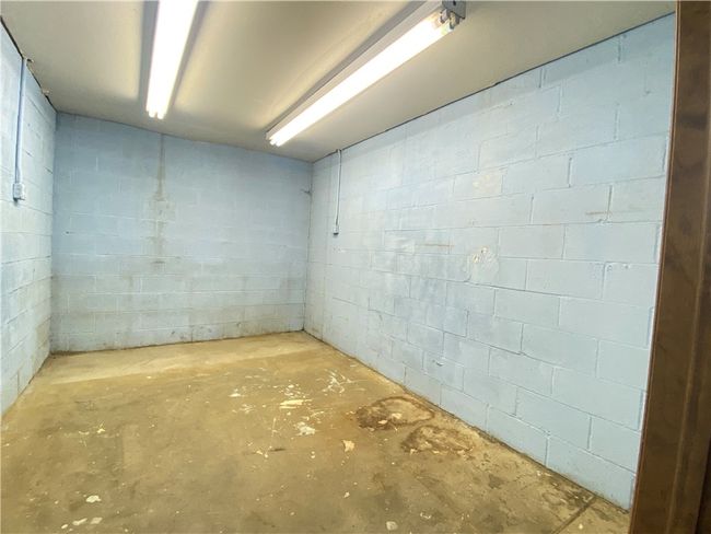storage and receiving area | Image 16