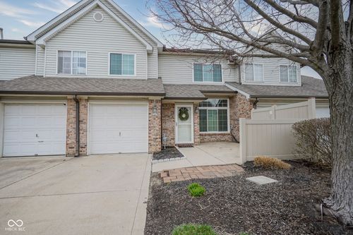 apt-c-256 Strand Ln, Avon, IN, 46123-8824 | Card Image
