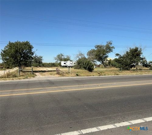 6582 Fm 725, New Braunfels, TX, 78130-8741 | Card Image