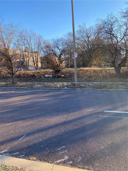 5030 Delmar Boulevard, St Louis, MO, 63108 | Card Image