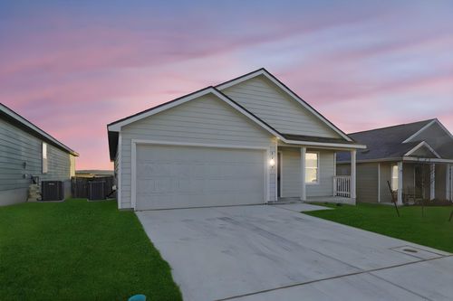 1052 Shutter Way, Kerrville, TX, 78028-2304 | Card Image