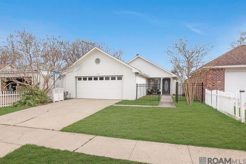 15725 Springwood Ave, Baton Rouge, LA, 70817-1542 | Card Image