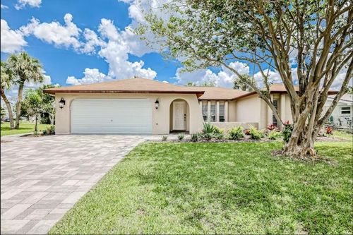 8116 Brighton Dr, PORT RICHEY, FL, 34668-6240 | Card Image