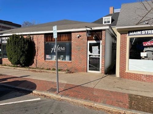 54-50-54 Main St, Durham, NH, 03824-2503 | Card Image