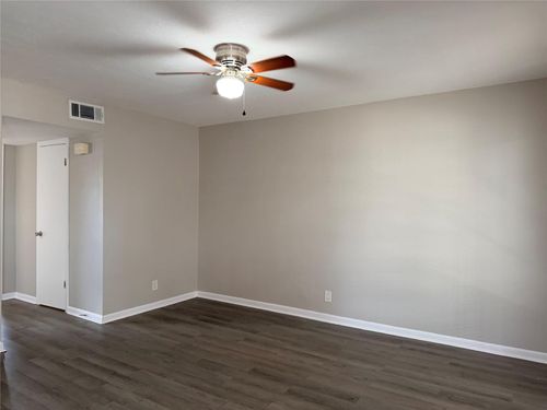 6-2101 6th Avenue N, Texas City, TX, 77590 | Card Image