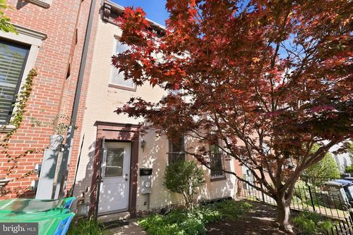 2111 12th St Nw, WASHINGTON, DC, 20009-4456 | Card Image