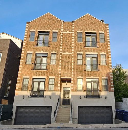 1s-509 N Hartland Ct, Chicago, IL, 60622-6325 | Card Image
