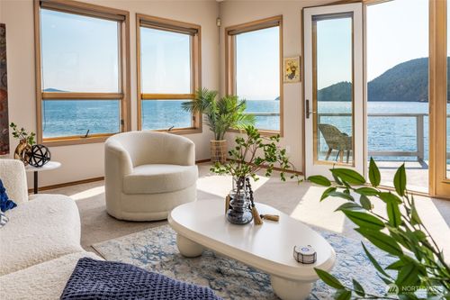 203-2401 Skyline Way, Anacortes, WA, 98221 | Card Image