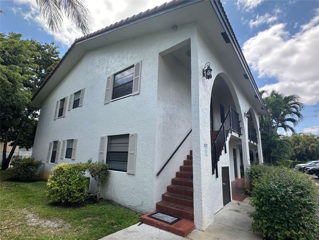 11690 - 11676 Nw 45 Th St, Home with 0 bedrooms, 0 bathrooms and 17 parking in Coral Springs FL | Image 11