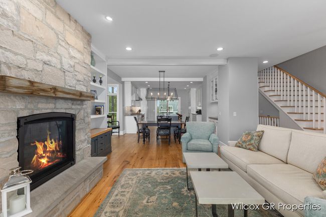 Open concept design perfect for entertaining. | Image 19
