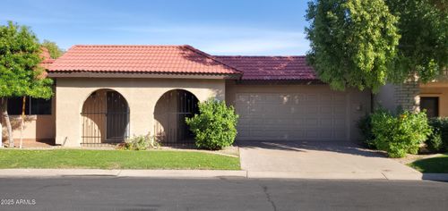 7844 E Crestwood Way, Scottsdale, AZ, 85250-7626 | Card Image