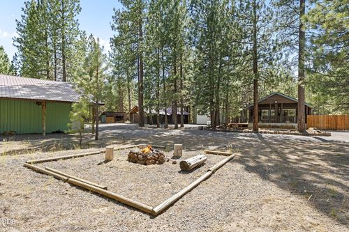 14973 Ponderosa Loop, La Pine, OR, 97739-8950 | Card Image