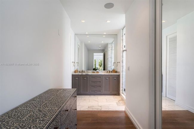 220 Cypress Dr, House other with 5 bedrooms, 6 bathrooms and null parking in Key Biscayne FL | Image 26
