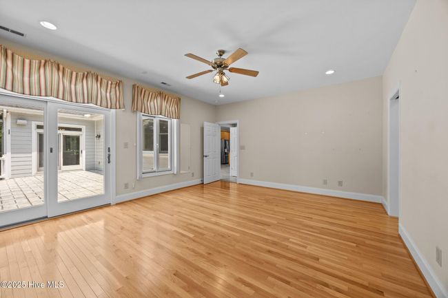 425 Cypress Landing Trl, House other with 4 bedrooms, 4 bathrooms and 2 parking in Chocowinity NC | Image 24