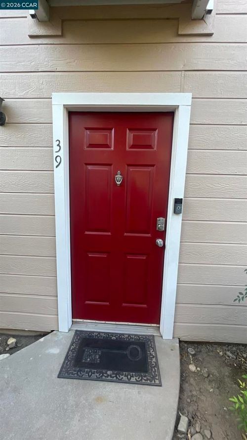 39-2055 Amanda Way, Chico, CA, 95928-3709 | Card Image