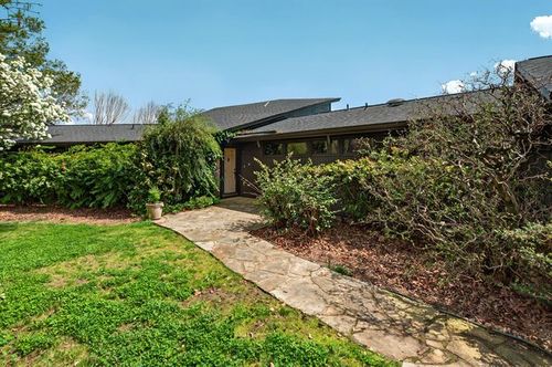 2916 Rambling Path, Anderson, SC, 29621-3728 | Card Image