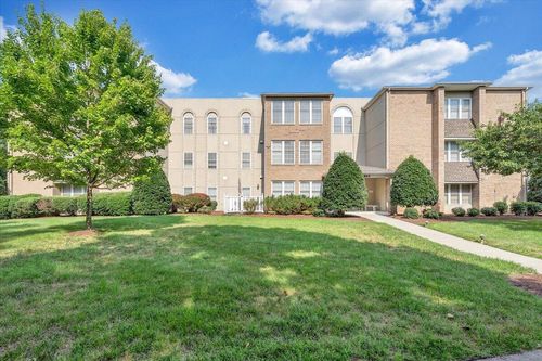 209-4865 Glen Ivy Ln Sw, Roanoke, VA, 24018 | Card Image