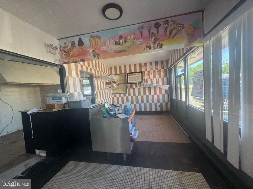 Commercial Lease in WESTVILLE 3