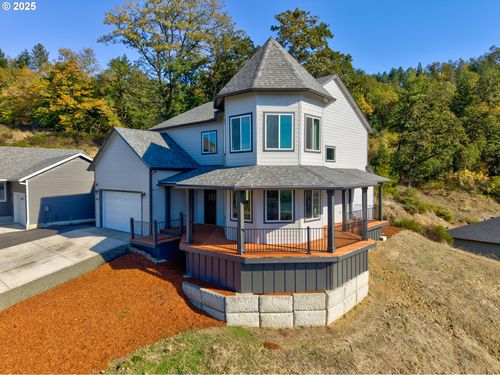 662 Brooks Loop, Sutherlin, OR, 97479-9306 | Card Image